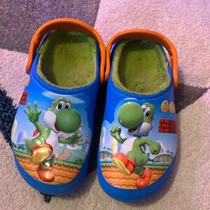 Excellent Condition Super Mario Yoshi Crocs